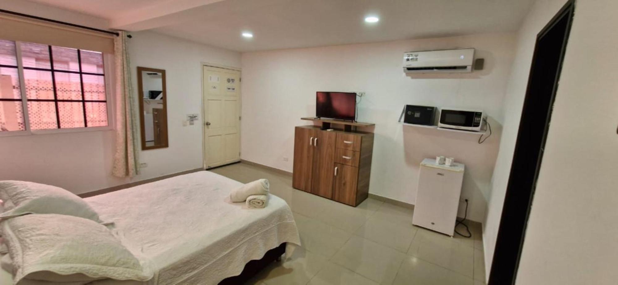 Hostal Marlyn San Andres  Bagian luar foto